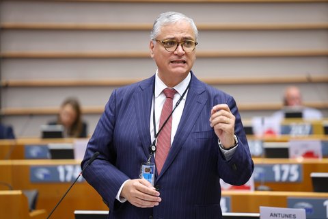 Vasco ALVES CORDEIRO, Member of the Regional Assembly of the Azores
